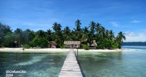 Barefoot Basecamp in Raja Ampat...